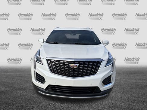 Used 2021 Cadillac XT5 Premium Luxury image 3
