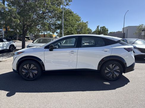 Certified 2024 Nissan Ariya AWD image 5
