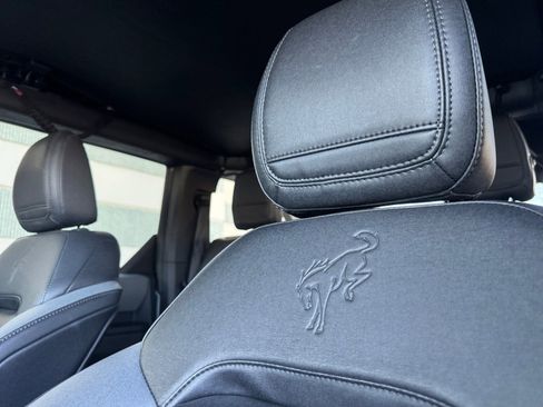 Used 2024 Ford Bronco Black Diamond w/ Sasquatch Package image 21