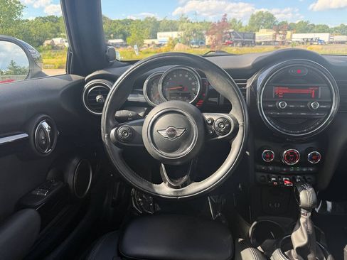 Used 2015 MINI Cooper S FWD image 19