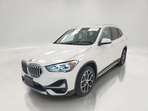 Used 2021 BMW X1 xDrive28i w/ Premium Package AWD/4WD image 3