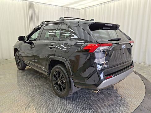 Certified 2024 Toyota RAV4 SE w/ Convenience Package AWD/4WD image 22