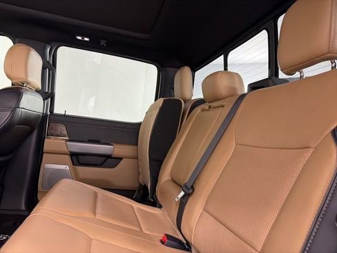 Used 2023 Ford F250 Lariat w/ Lariat Ultimate Package AWD/4WD image 13