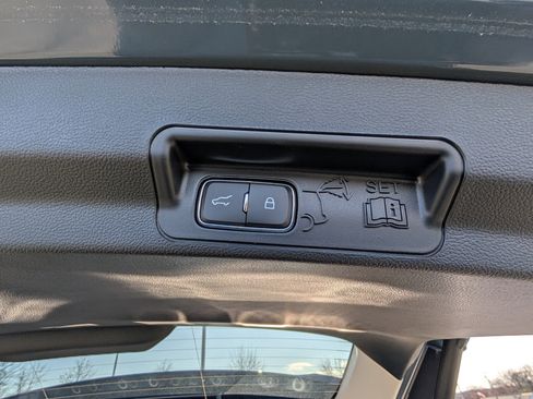 New 2026 Ford Explorer Active image 9