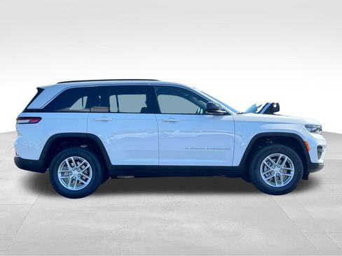 New 2026 Jeep Grand Cherokee Laredo X AWD/4WD image 8