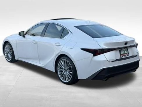 Used 2022 Lexus IS 300 AWD w/ Premium Package image 9