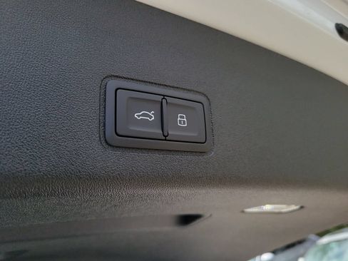 New 2026 Audi Q3 quattro 2.0T AWD/4WD image 31