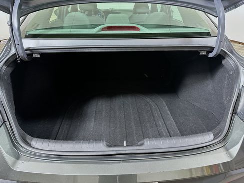 Certified 2024 Hyundai Elantra SEL image 24