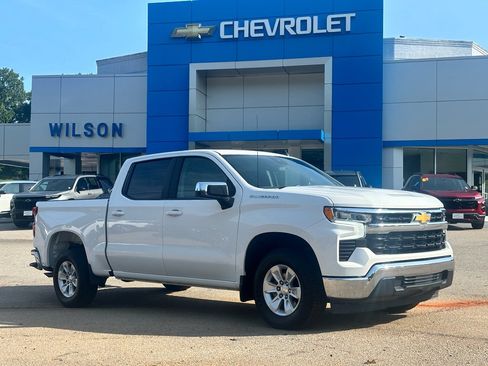 Used 2025 Chevrolet Silverado 1500 LT RWD image 1