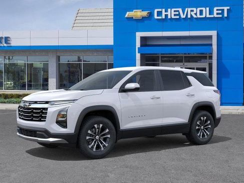 Used 2026 Chevrolet Equinox LT image 48