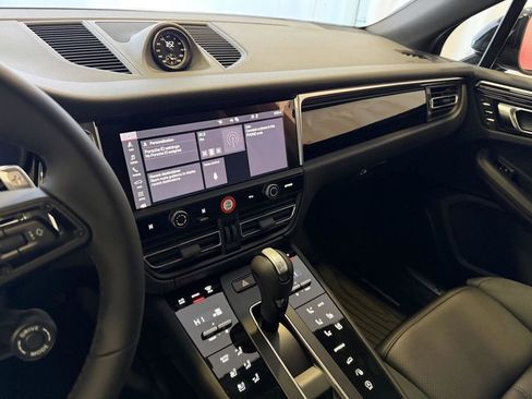 New 2026 Porsche Macan S AWD/4WD image 18