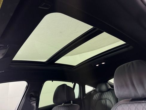 Used 2022 BMW X6 xDrive40i w/ Executive Package image 19