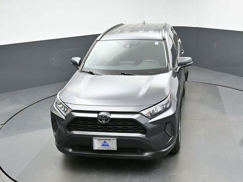 Used 2019 Toyota RAV4 LE w/ All Weather Liner Package AWD/4WD image 35