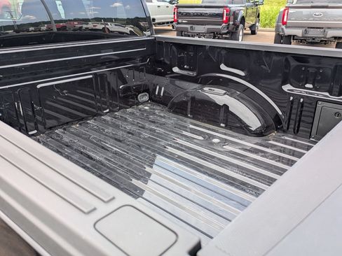 Used 2025 Ford F150 STX w/ Equipment Group 200A RWD image 7