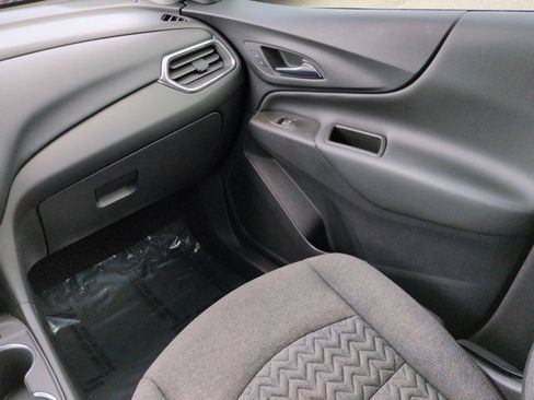 Used 2022 Chevrolet Equinox LT FWD image 17