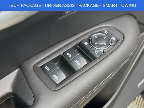 Used 2024 Cadillac XT5 Sportv w/ Technology Package image 21