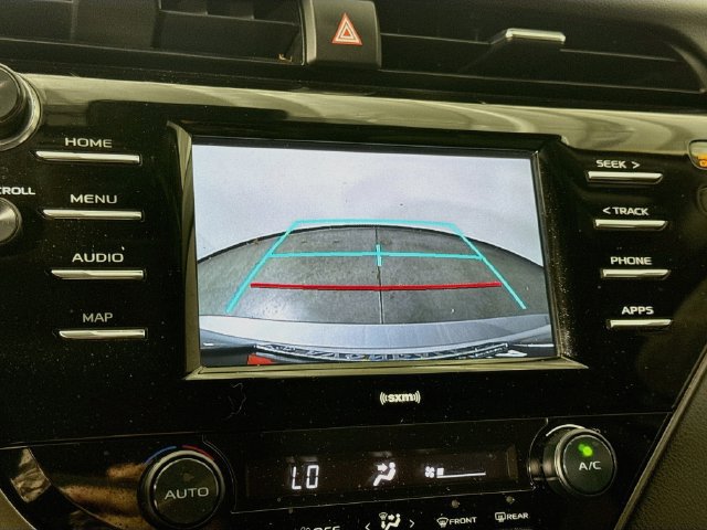 Used 2020 Toyota Camry SE w/ Carpet Mat Package FWD image 13