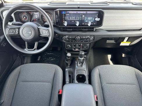 New 2026 Jeep Gladiator Sport image 6