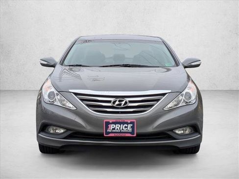 Used 2014 Hyundai Sonata SE image 2