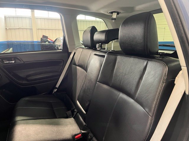 Used 2018 Subaru Forester 2.5i Touring w/ Popular Package #3B AWD/4WD image 19