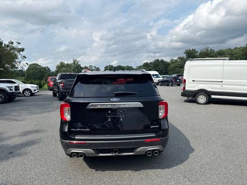 Used 2023 Ford Explorer Platinum w/ Technology Package AWD/4WD image 5