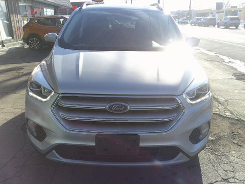 Used 2018 Ford Escape SEL image 9