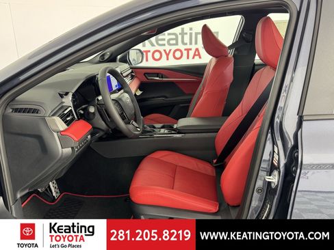 Used 2026 Toyota Camry XSE FWD image 5