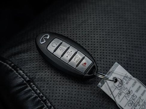 Used 2019 INFINITI QX80 Luxe w/ Proassist Package image 48