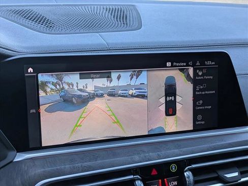 Used 2022 BMW X5 xDrive40i w/ Parking Assistance Package image 13