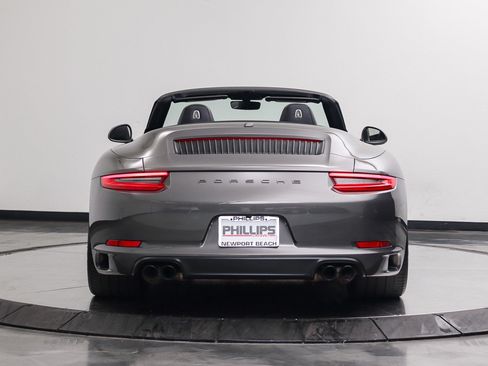 Used 2017 Porsche 911 Carrera image 12