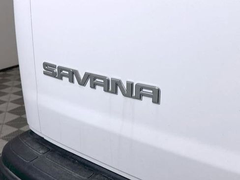 New 2025 GMC Savana 3500 w/ Driver Convenience Package RWD image 27