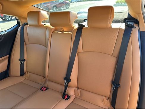 Certified 2025 Lexus ES 350 w/ Premium Package image 23