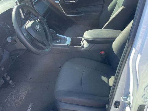 Used 2024 Toyota RAV4 XLE image 7