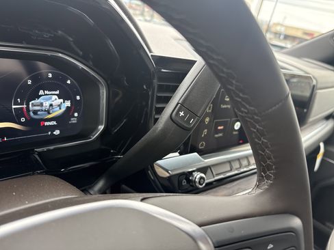 New 2026 GMC Sierra 2500 SLT image 24