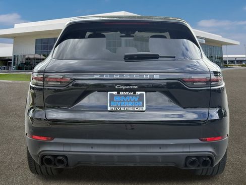 Used 2023 Porsche Cayenne image 9