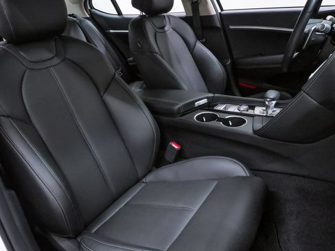 Certified 2026 Genesis G70 2.5T AWD/4WD image 14
