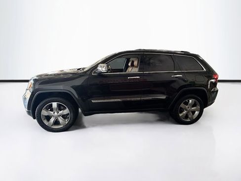 Used 2013 Jeep Grand Cherokee Overland AWD/4WD image 9