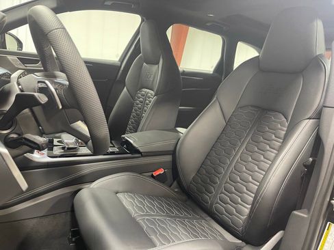 Used 2025 Audi RS 6 performance image 22