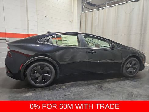 New 2026 Toyota Prius LE image 8