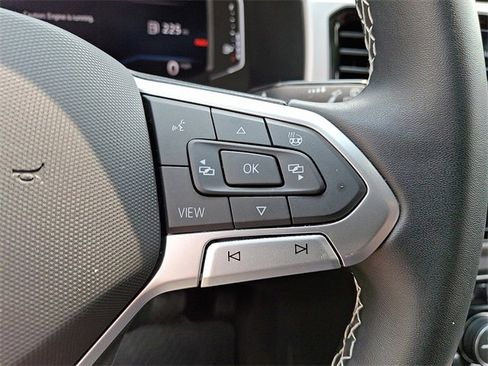 Used 2023 Volkswagen Atlas Cross Sport SEL image 23