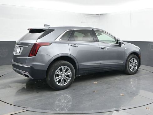 Used 2021 Cadillac XT5 Premium Luxury w/ LPO, Floor Liner Package AWD/4WD image 2