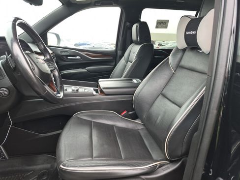 Used 2023 Cadillac Escalade ESV Premium Luxury RWD image 10