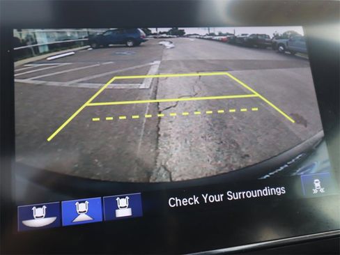 Used 2020 Honda CR-V Touring image 6