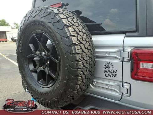 Used 2024 Jeep Wrangler Unlimited AWD/4WD image 20