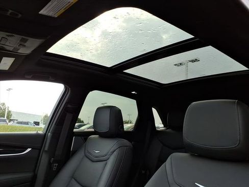 New 2025 Cadillac XT5 Premium Luxury image 14