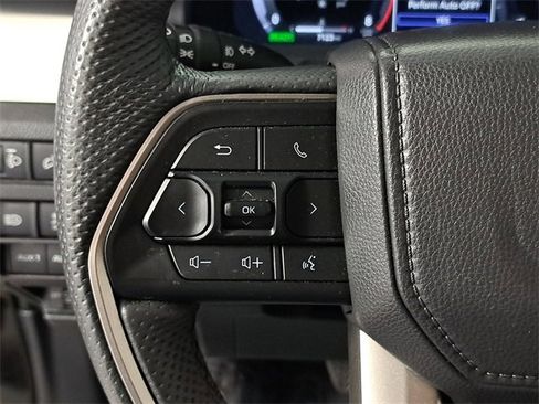 Used 2024 Toyota Tacoma TRD Off-Road image 24