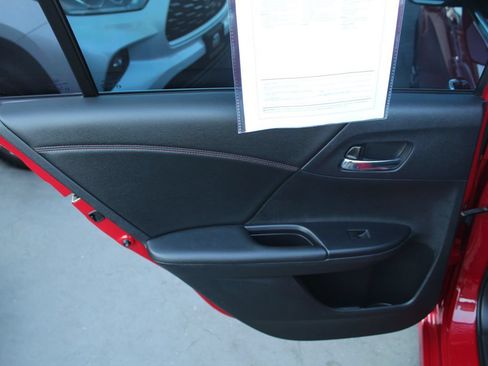 Used 2017 Honda Accord Sport Special Edition image 22