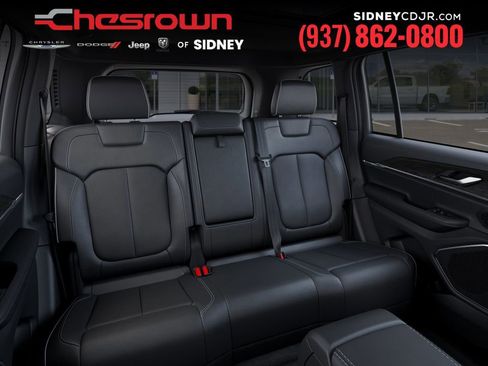 New 2026 Jeep Grand Cherokee Limited AWD/4WD image 15