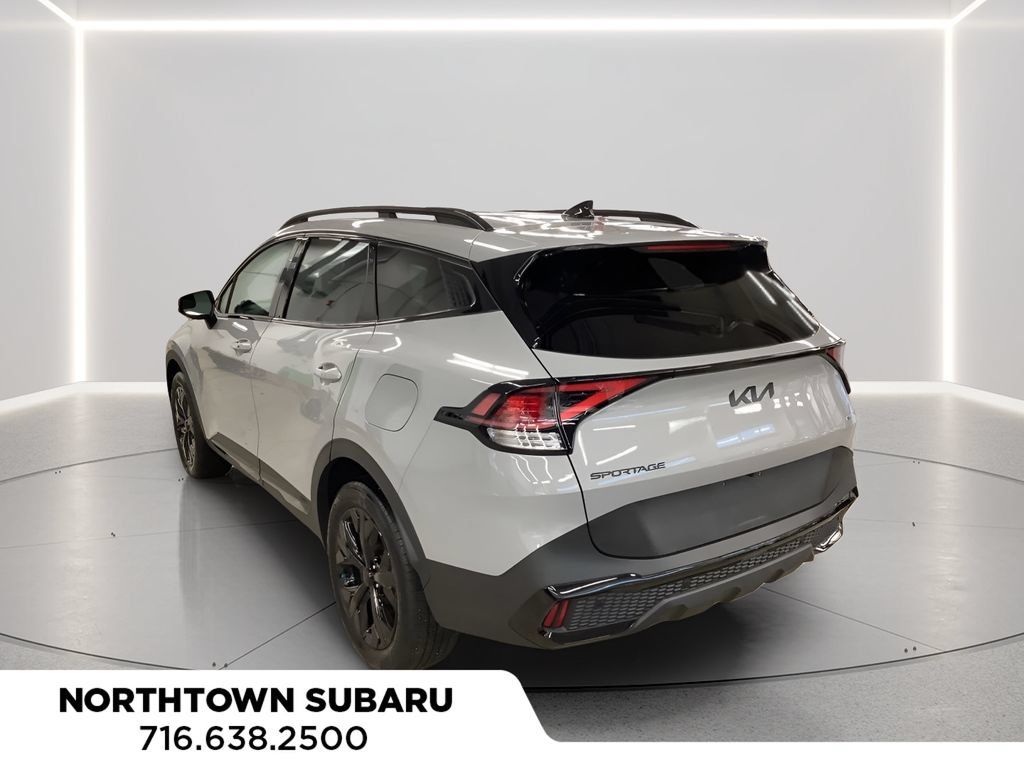 Used 2025 Kia Sportage X-Line AWD/4WD image 3