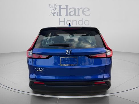 Used 2023 Honda CR-V LX image 4